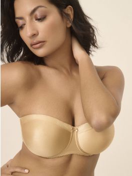 Sujetador sin tirantes y sin relleno PrimaDonna Satin color skin cognac – vista frontal sobre modelo, foto de catalogo