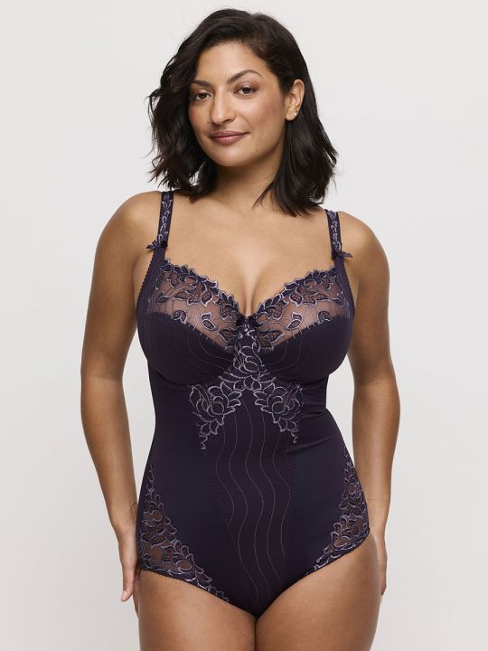 Modelo con body DEAUVILLE 0461810 reductor sin relleno Violeta Amethyst Gem