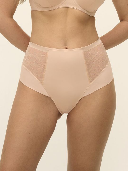 Braga alta moldeadora fantasie illusion en color beige. Vista frontal sobre modelo