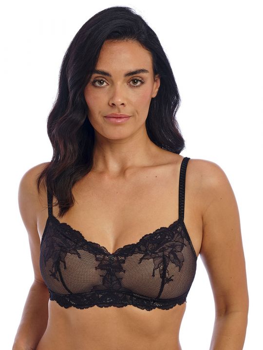 bralette de encaje, sin aros y sin relleno. Color negro