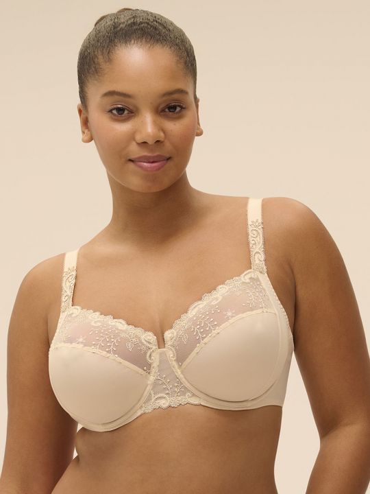 Vista frontal del Sujetador copa entera con aros Simone Perele Delice 12X320 Beige Topacio