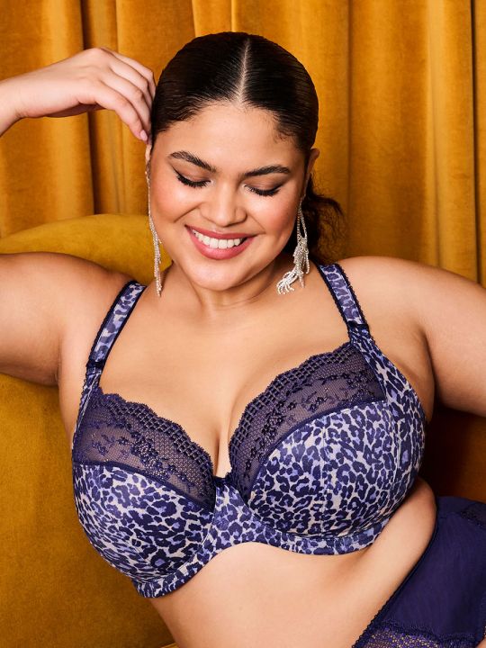 Sujetador sin relleno con aros Elomi Lucie Plunge Midnight