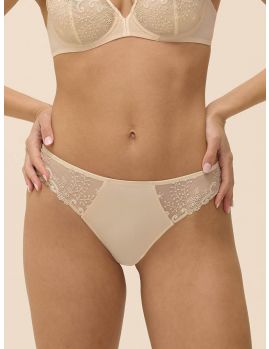 Vista frontal de la Tanga Simone Perele Delice 12X700 Beige Topacio