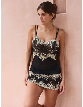 Camison lencero Wacoal Embrace Lace corto WA814191