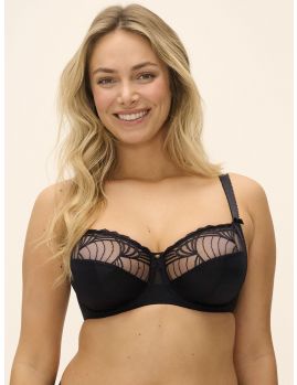 Sujetador Fantasie Adelle Side negro con aros y copas bordadas, visto de frente sobre modelo.