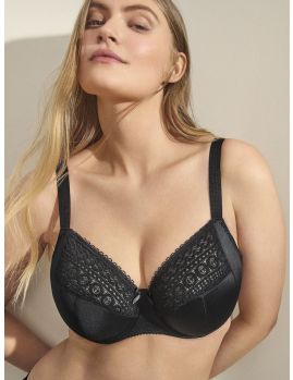 sujetador con aros primadonna Montara color negro, vista frontal sobre modelo