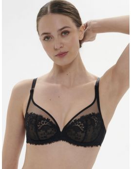 sujetador escotado de encaje negro, modelo talla 90B