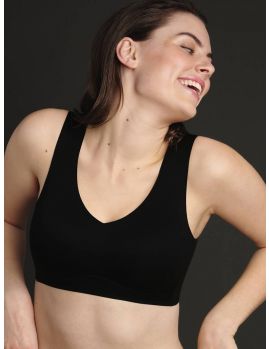 top invisible sin aros, con cierre trasero color negro
