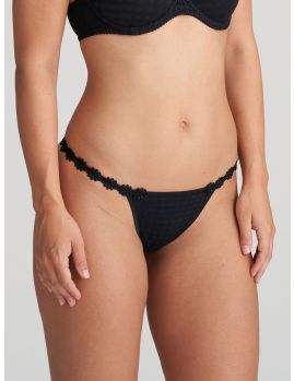 mini tanga color negro
